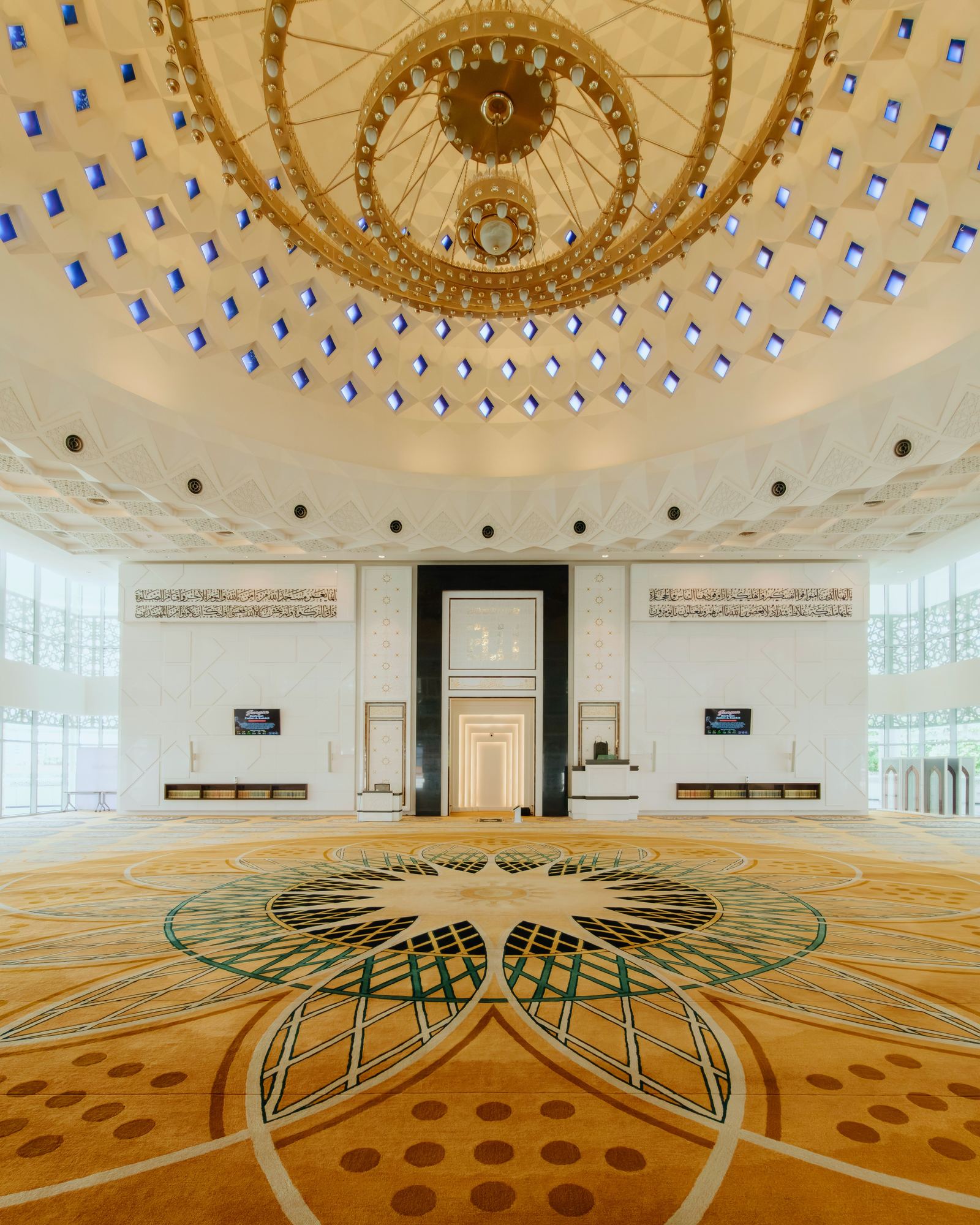 Blue symmetric mosque carpet detail